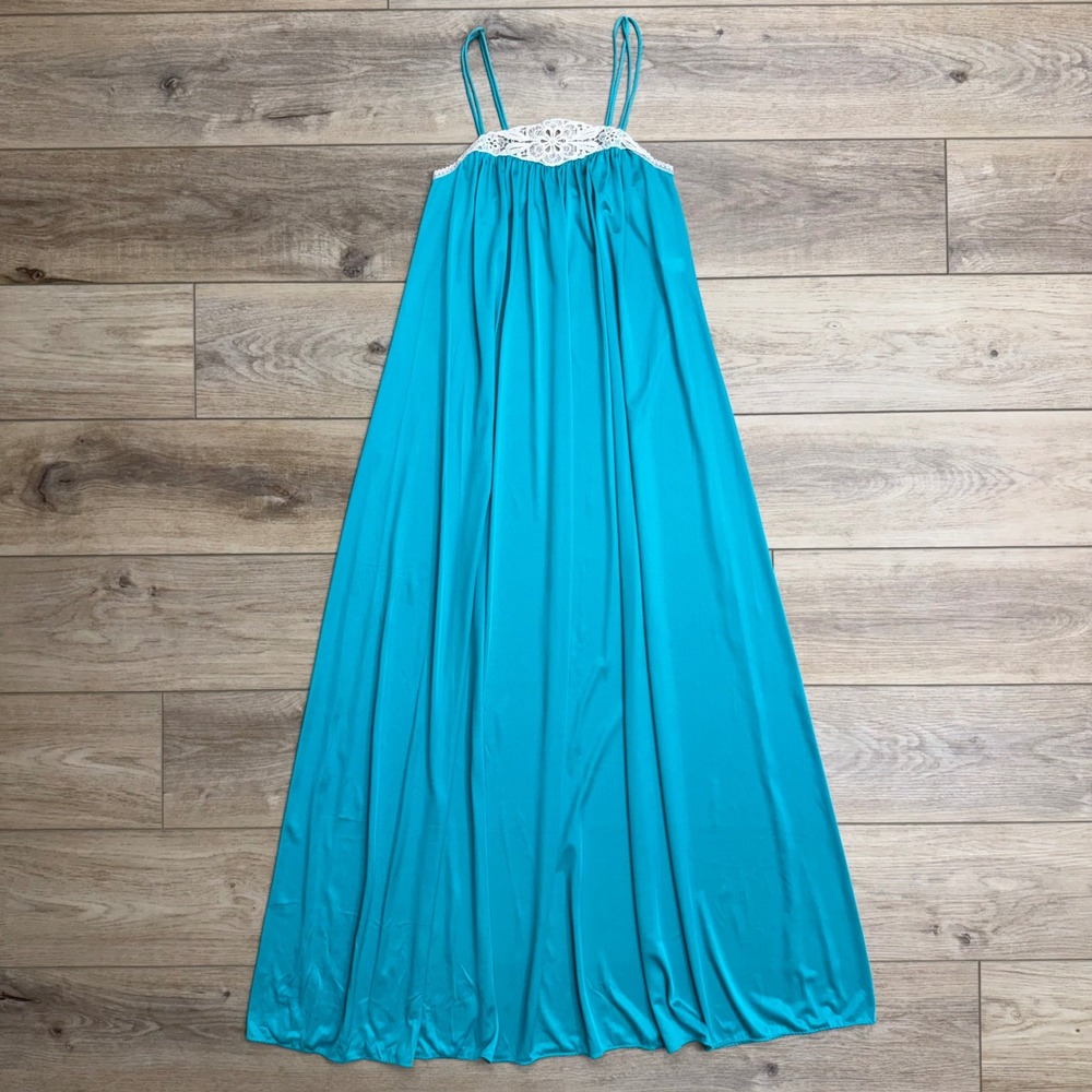 Vintage Kayser Long Nightgown Nylon Aqua Blue‎ Floral Lace Trim Size Small